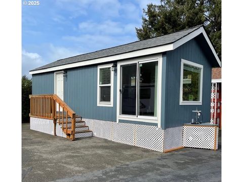 92478 Cape Arago Hwy, Coos Bay, OR 97420 - MLS#: 283192793