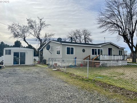 A home in Hermiston