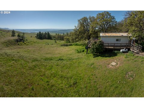 A home in The Dalles