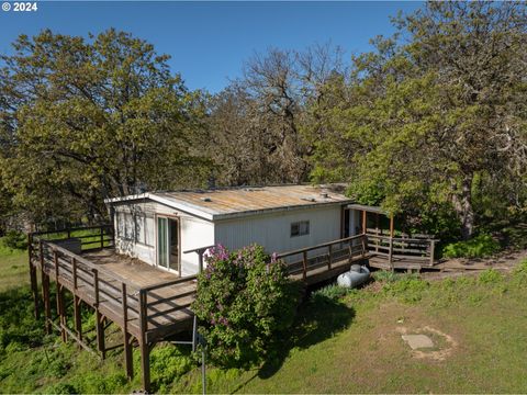 A home in The Dalles