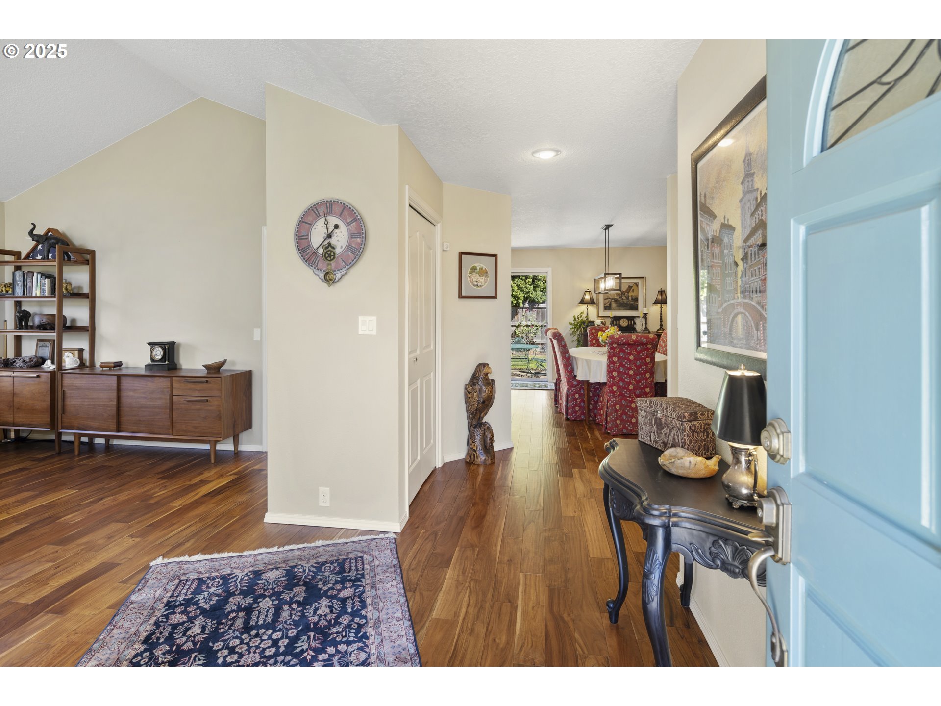 407 MOUNTAINVIEW CT