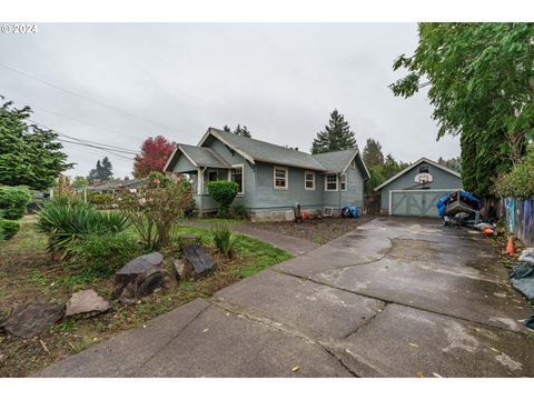 A home in Milwaukie