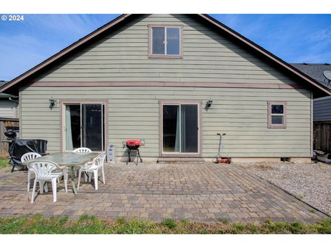 A home in Newberg