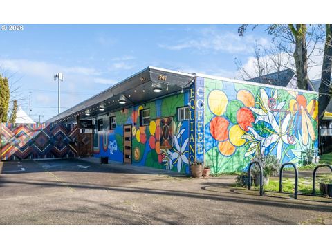 941 W 3RD AVE Eugene OR 97402