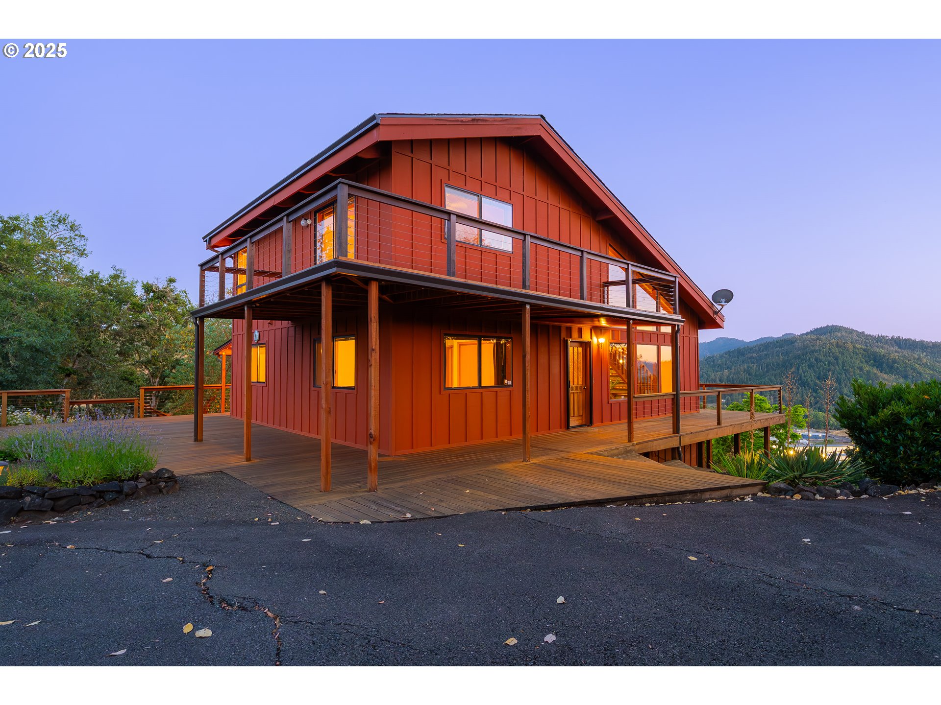3932 N UMPQUA HWY
