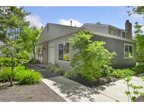 1397 BONNIEBRAE DR Lake Oswego OR 97034