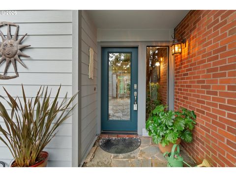 1200 NE TERRITORIAL RD 75 Canby OR 97013