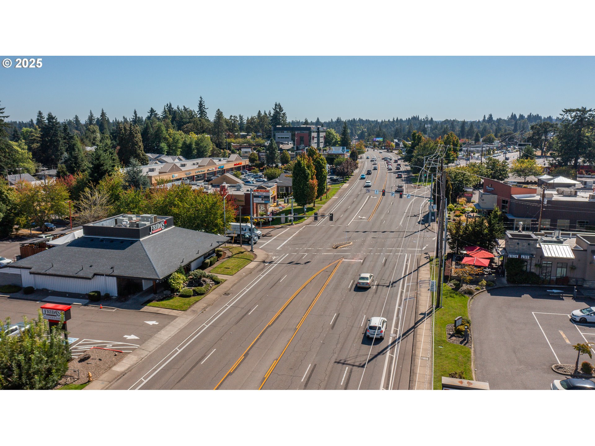 Salem, Oregon 97302, United States, 6 Bedrooms Bedrooms, ,2 BathroomsBathrooms,Residential,Pending,211624