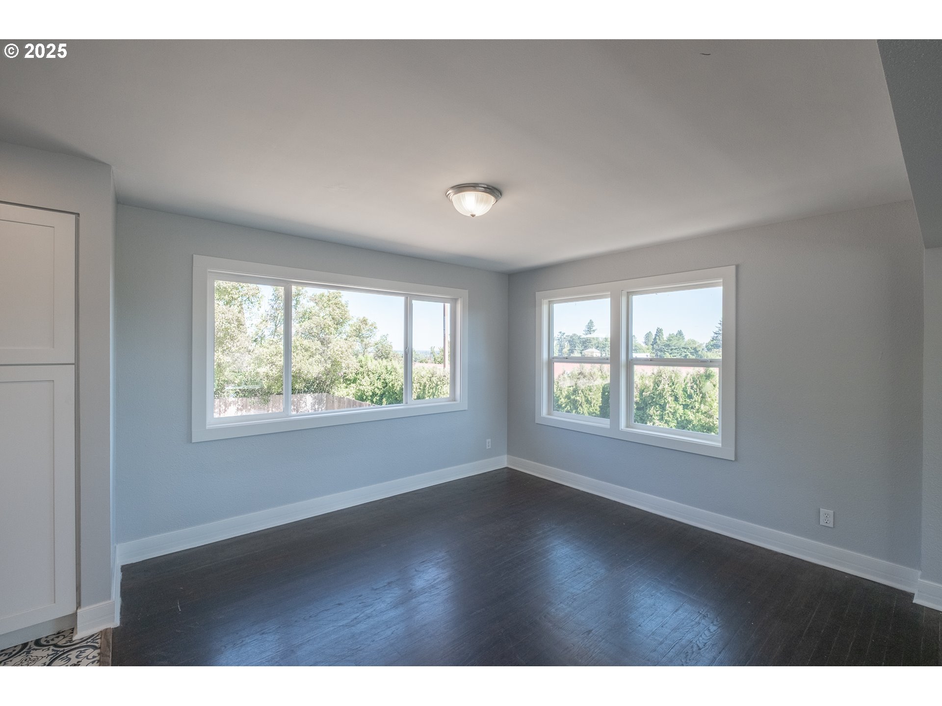 Salem, Oregon 97302, United States, 6 Bedrooms Bedrooms, ,2 BathroomsBathrooms,Residential,Pending,211624