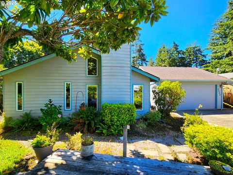 2222 11TH ST Florence OR 97439