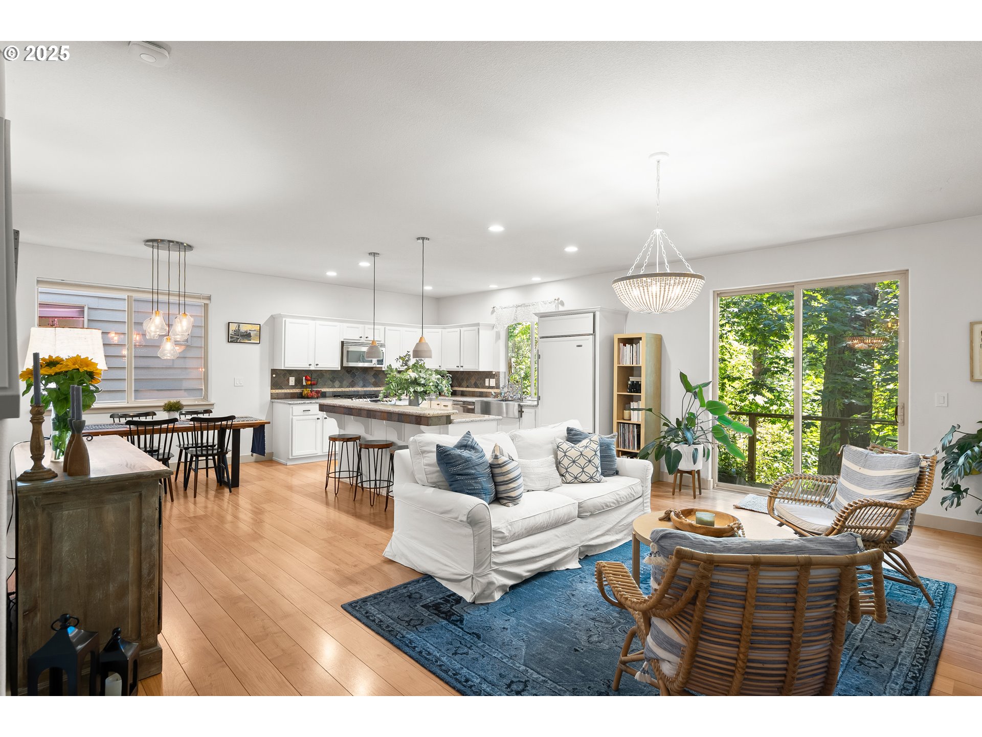 2391 NW BYRNE TER