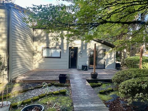 7612 SW CRESMOOR DR Beaverton OR 97008