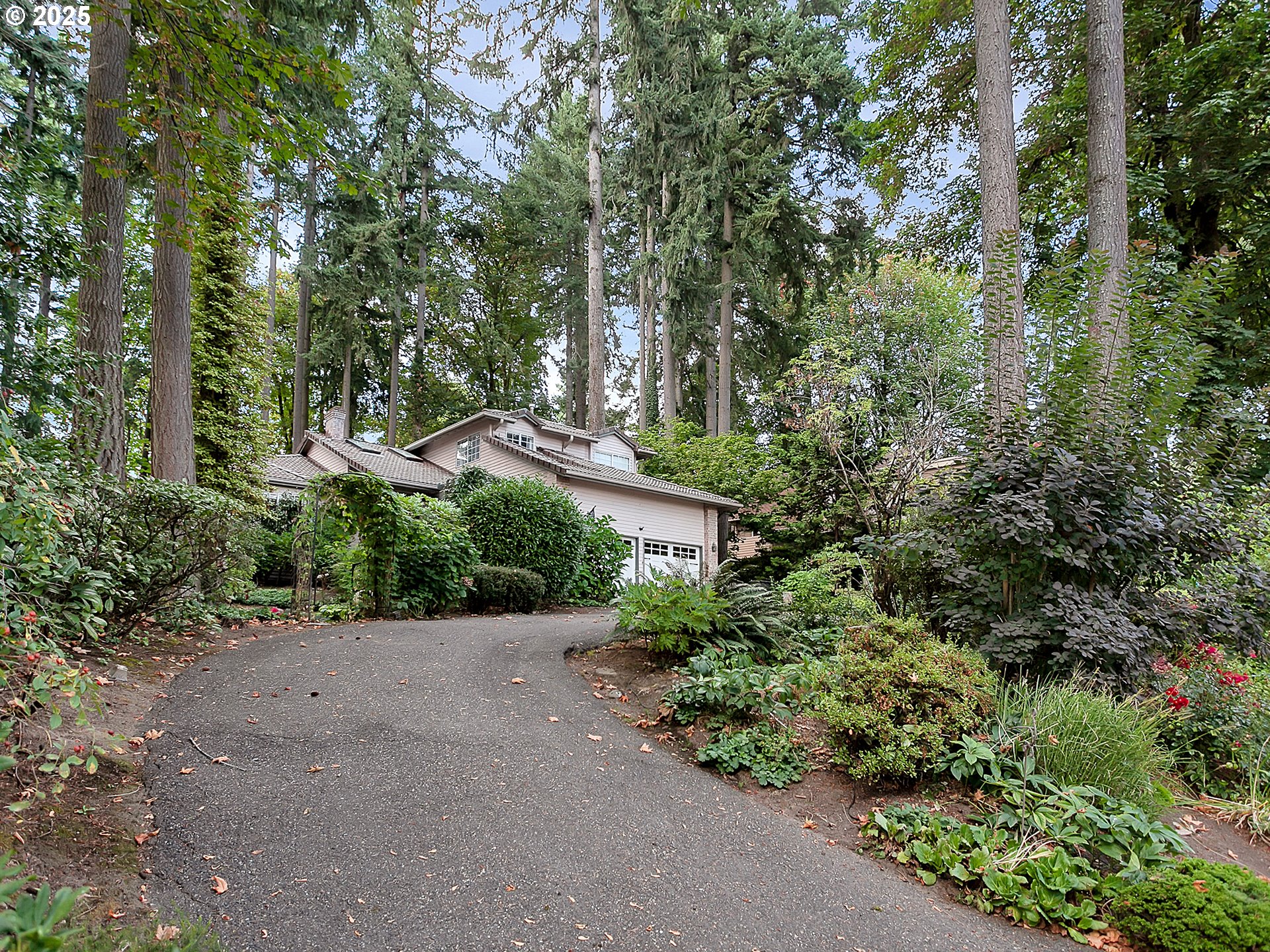 22691 OREGON CITY LOOP