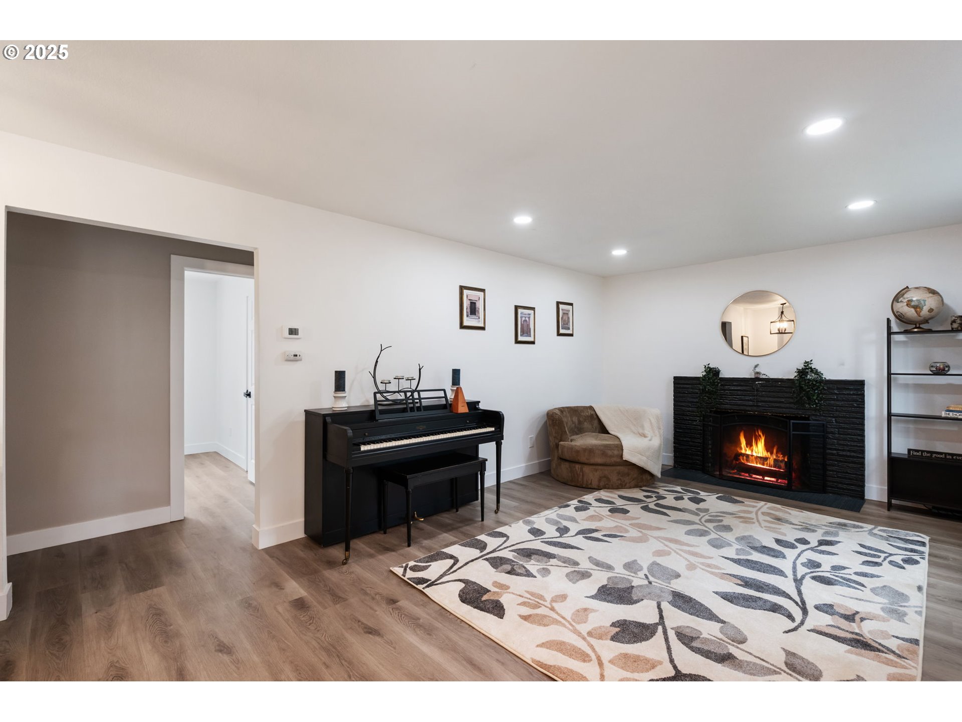 8019 SE BOISE ST