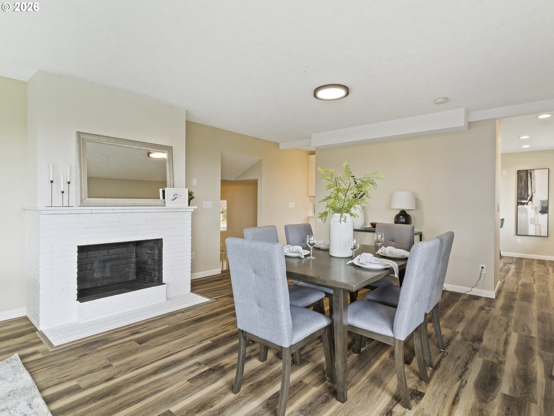 2615 E MCLOUGHLIN BLVD