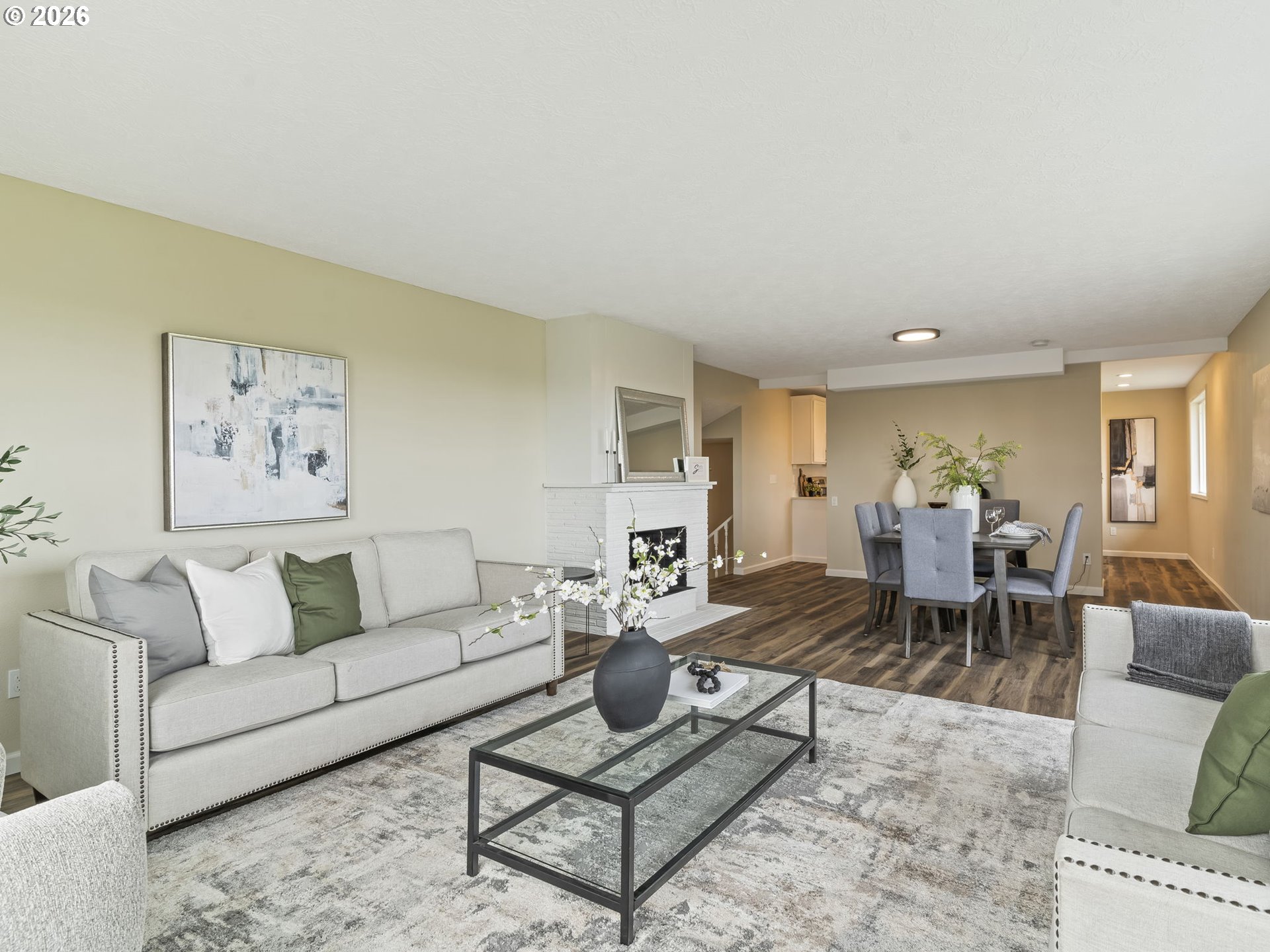 2615 E MCLOUGHLIN BLVD