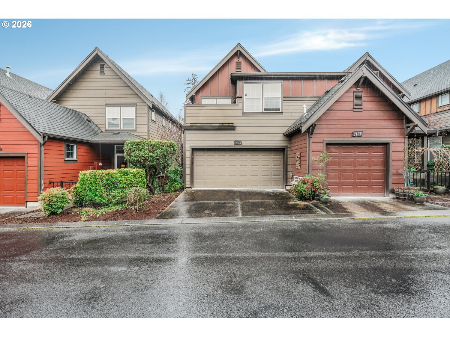 7129 NE STONEWATER ST