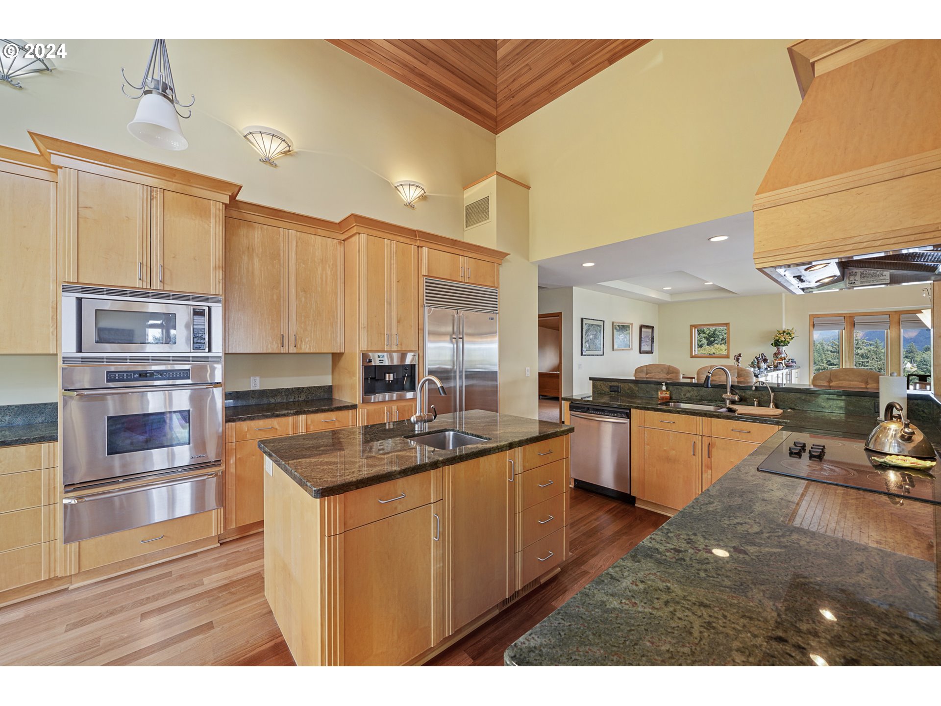 Garibaldi, Oregon 97118, United States, 4 Bedrooms Bedrooms, ,3 BathroomsBathrooms,Residential,Active,50254