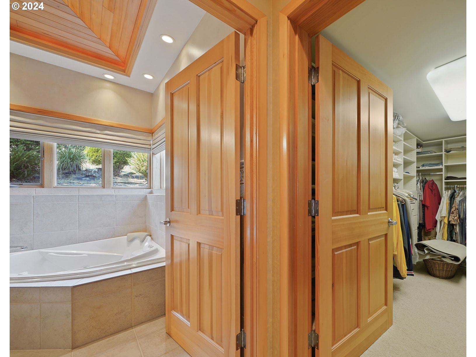 Garibaldi, Oregon 97118, United States, 4 Bedrooms Bedrooms, ,3 BathroomsBathrooms,Residential,Active,50254