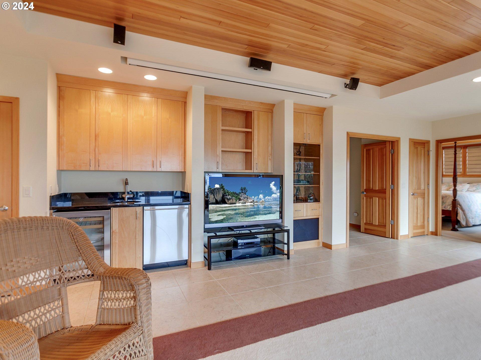 Garibaldi, Oregon 97118, United States, 4 Bedrooms Bedrooms, ,3 BathroomsBathrooms,Residential,Active,50254