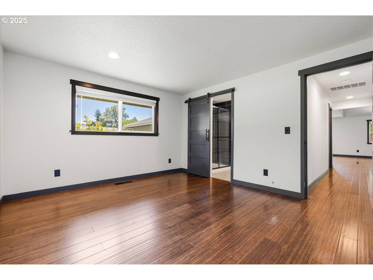 Aloha, Oregon 97078, United States, 3 Bedrooms Bedrooms, ,2 BathroomsBathrooms,Residential,Active,163390