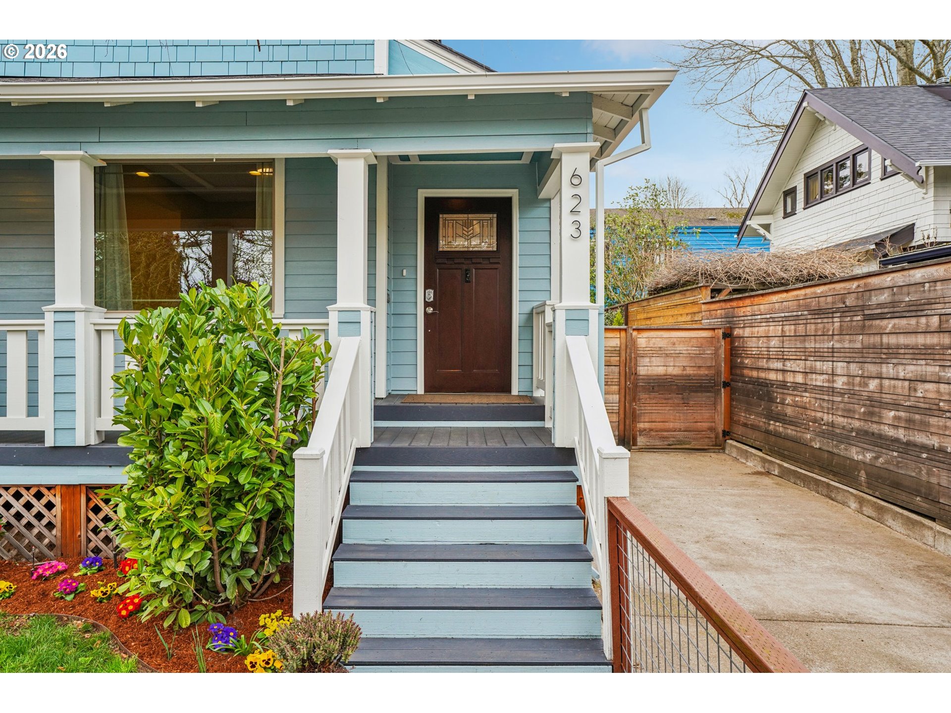 623 NE SACRAMENTO ST