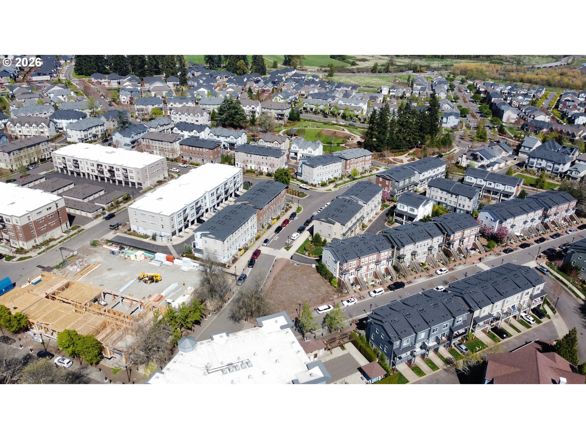 28860 SW VILLEBOIS DR N