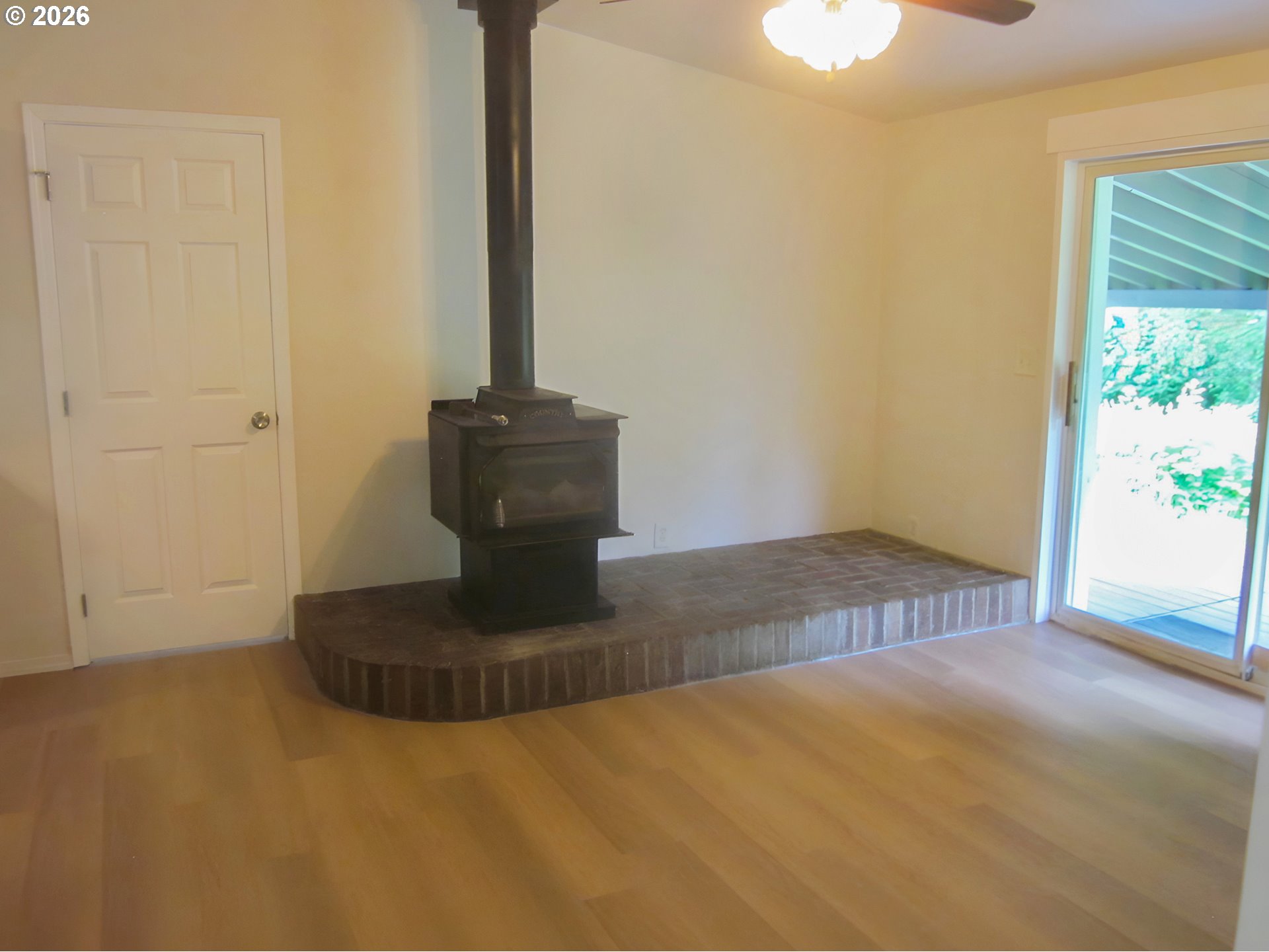 400 FALLERT RD