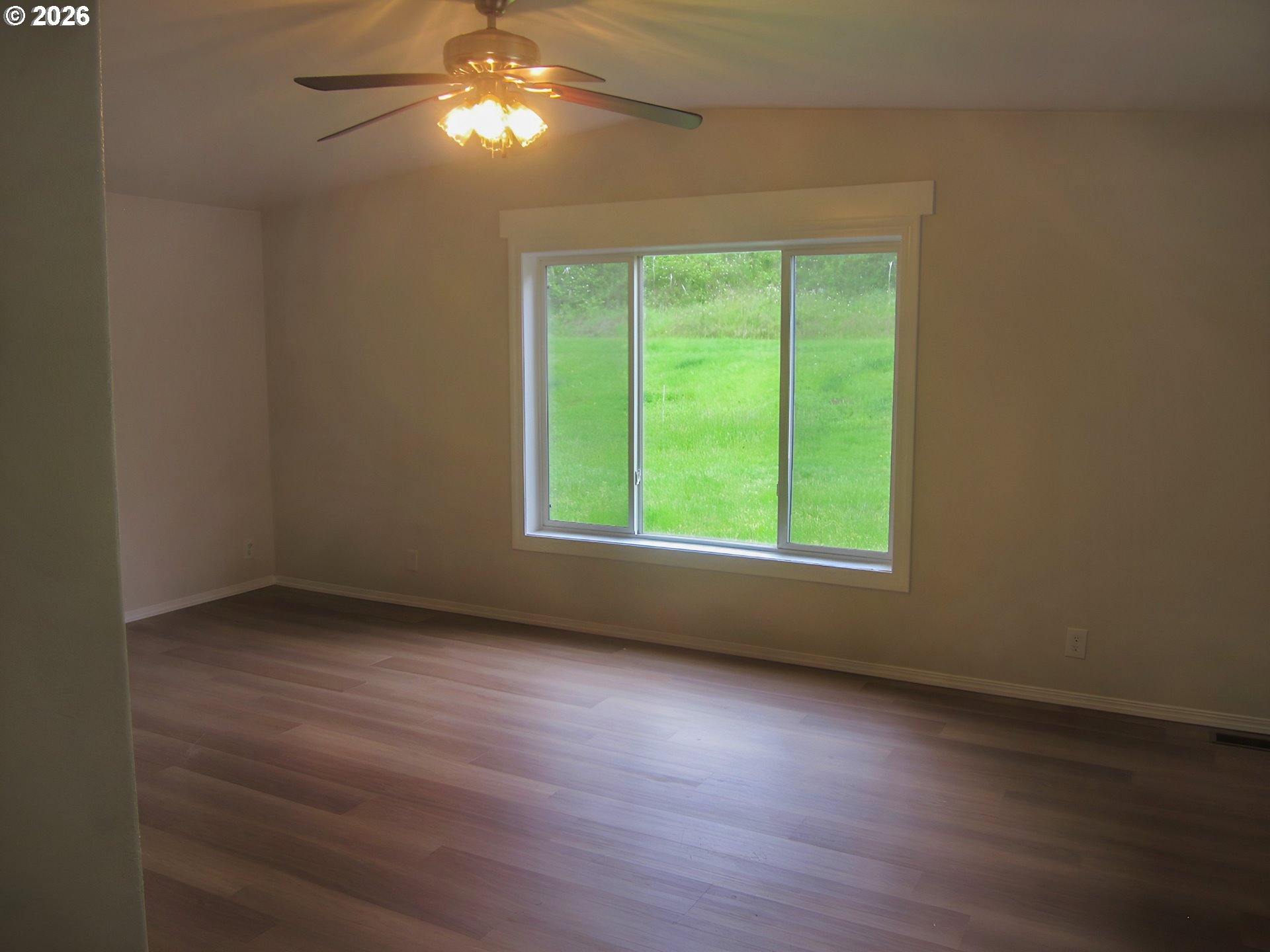 400 FALLERT RD