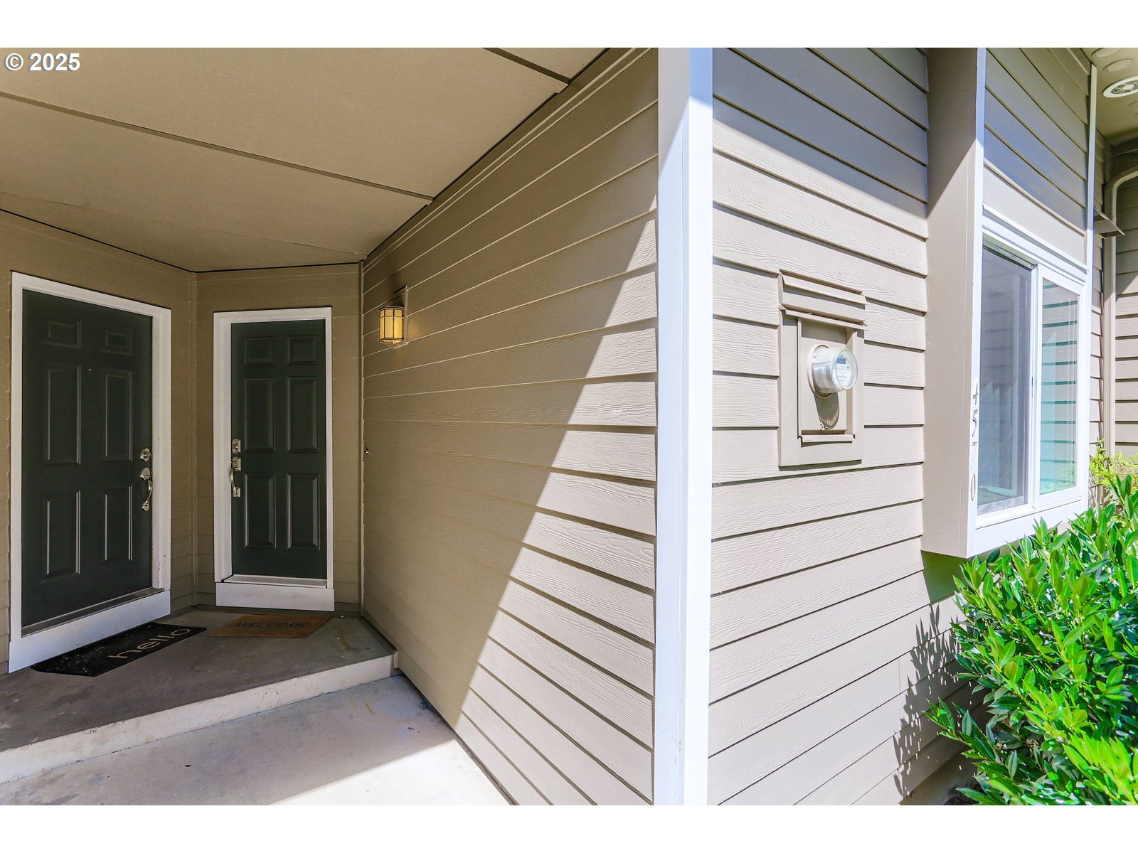 4570 SW COMUS PL 8-D