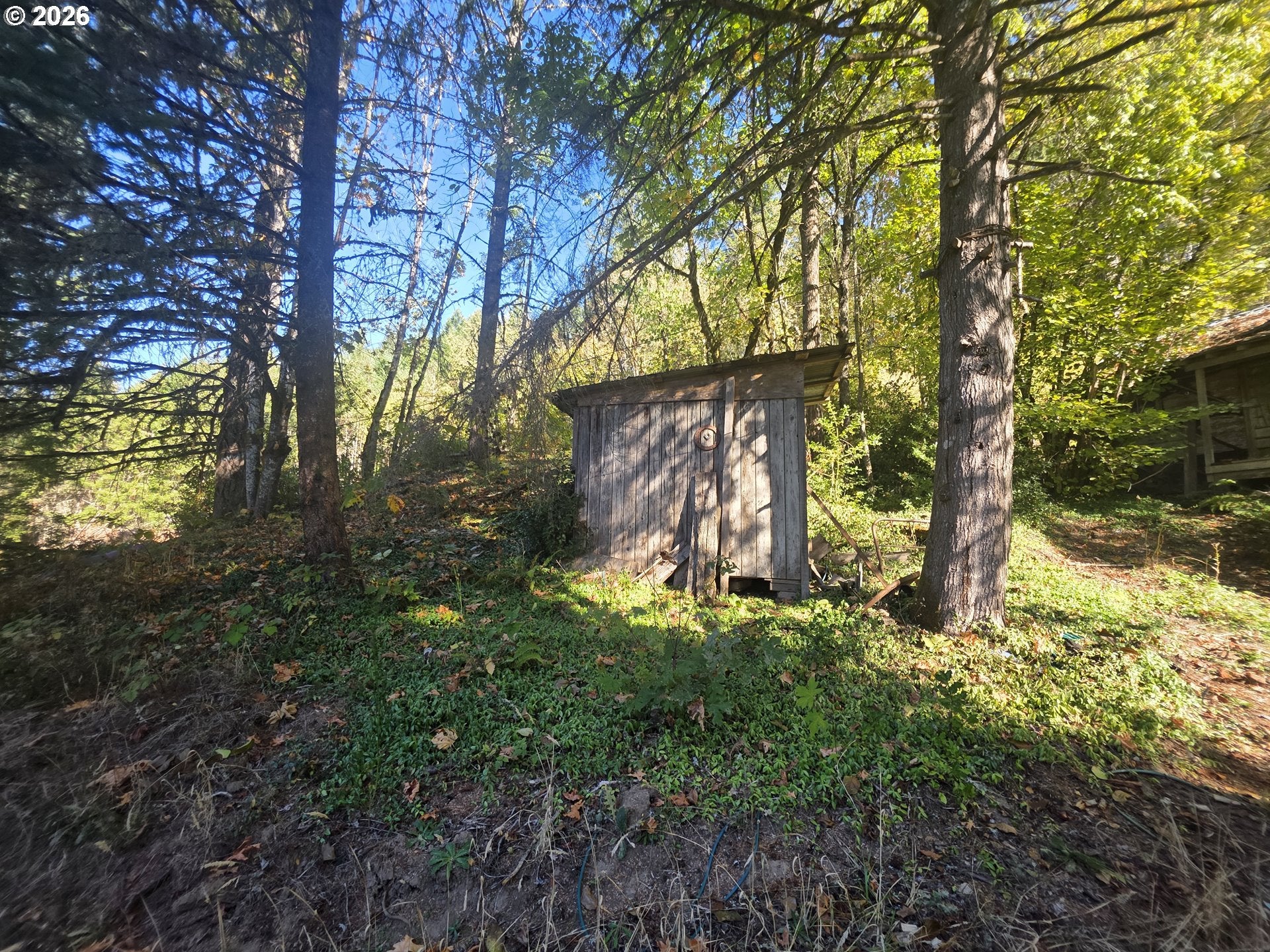 4240 SW FERN HILL RD