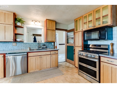 Tiny photo for 81887 Davisson Rd, Creswell, OR 97426 (MLS # 272349078)