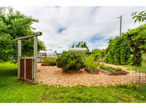 Tiny photo for 81887 Davisson Rd, Creswell, OR 97426 (MLS # 272349078)