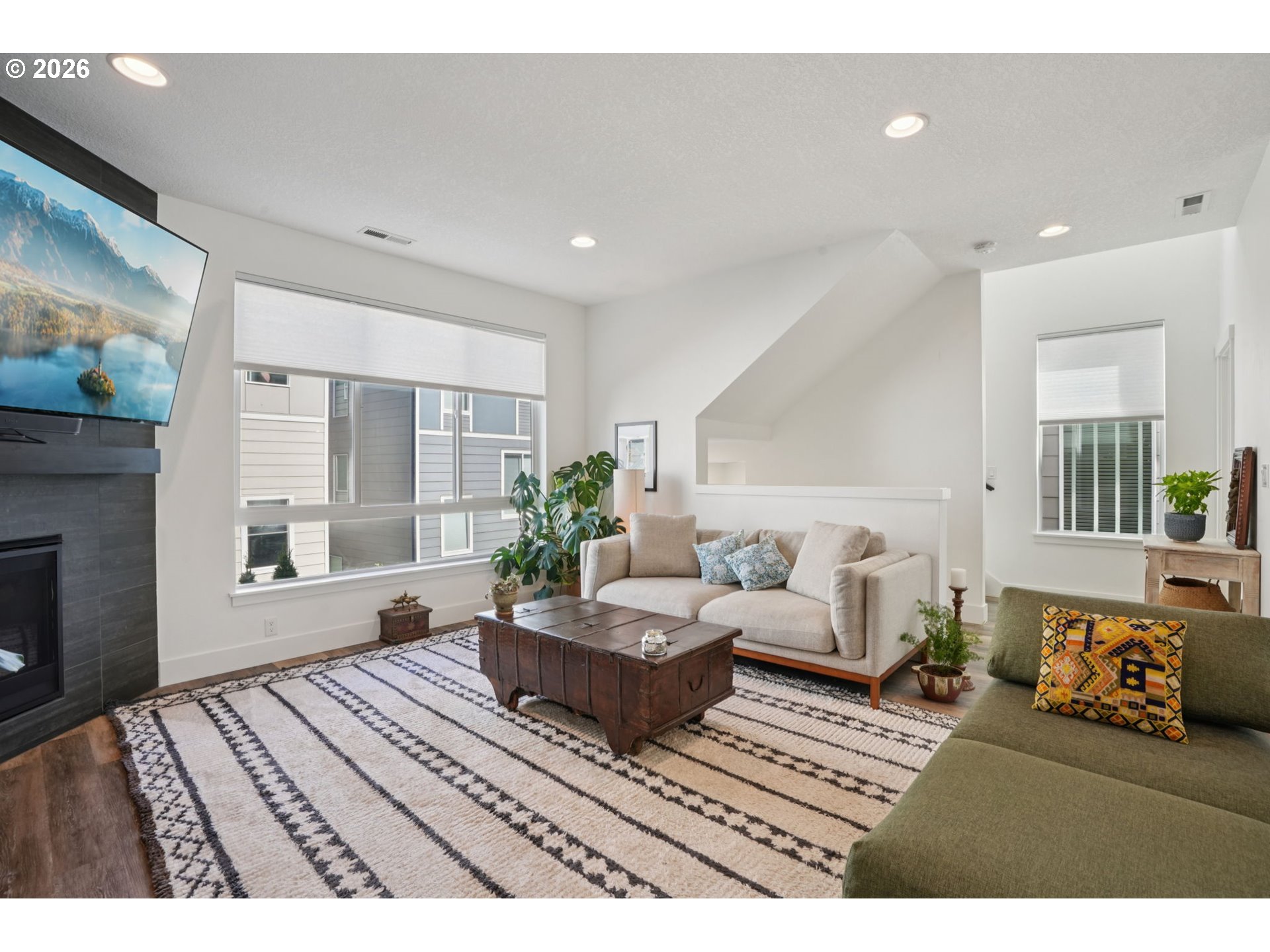 938 SW ADRIAN TER