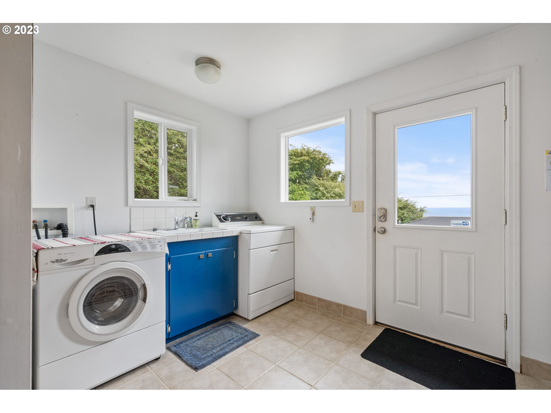 Oceanside, Oregon 97134, United States, 3 Bedrooms Bedrooms, ,2 BathroomsBathrooms,Residential,Active,38823