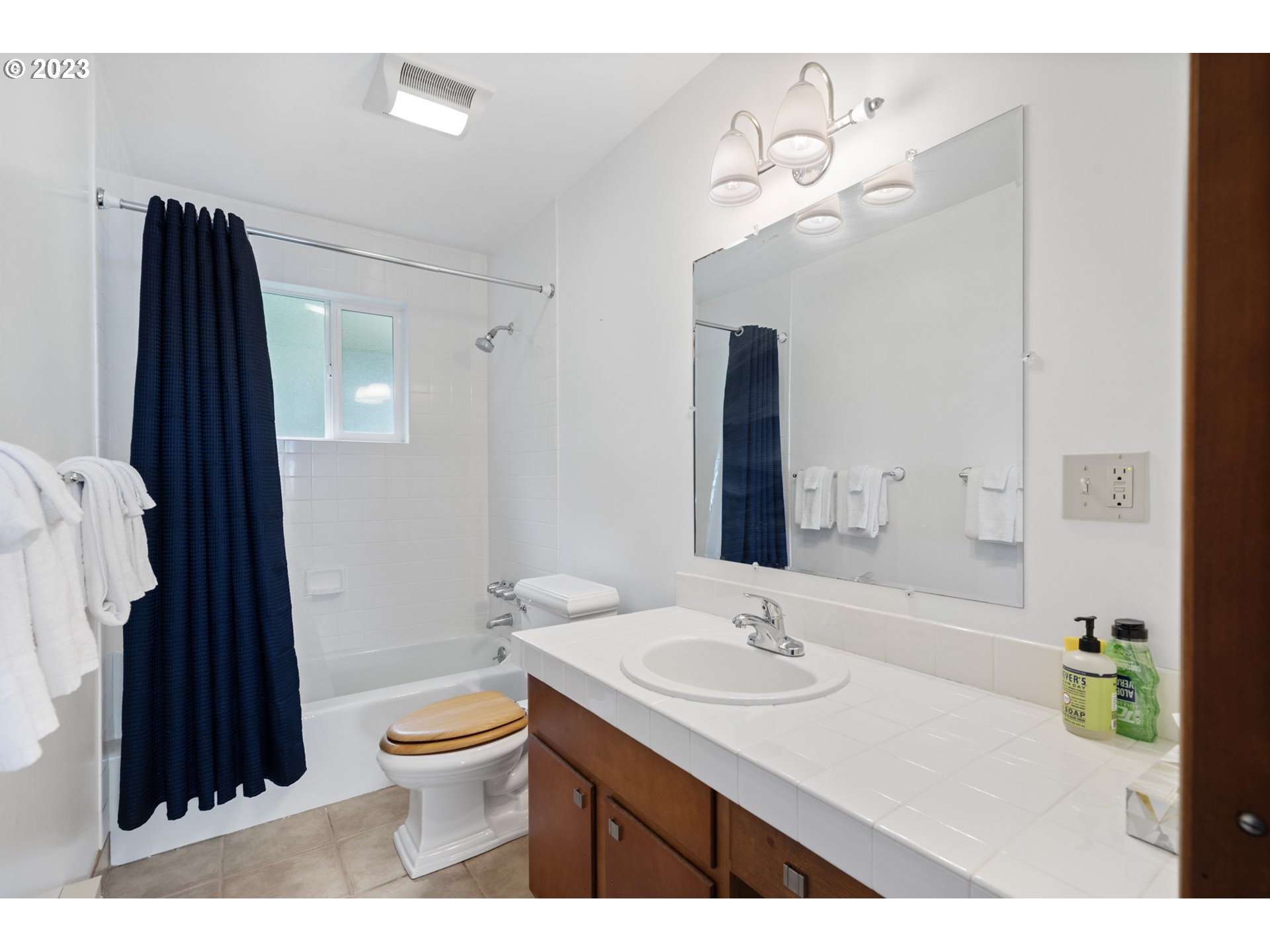 Oceanside, Oregon 97134, United States, 3 Bedrooms Bedrooms, ,2 BathroomsBathrooms,Residential,Active,38823