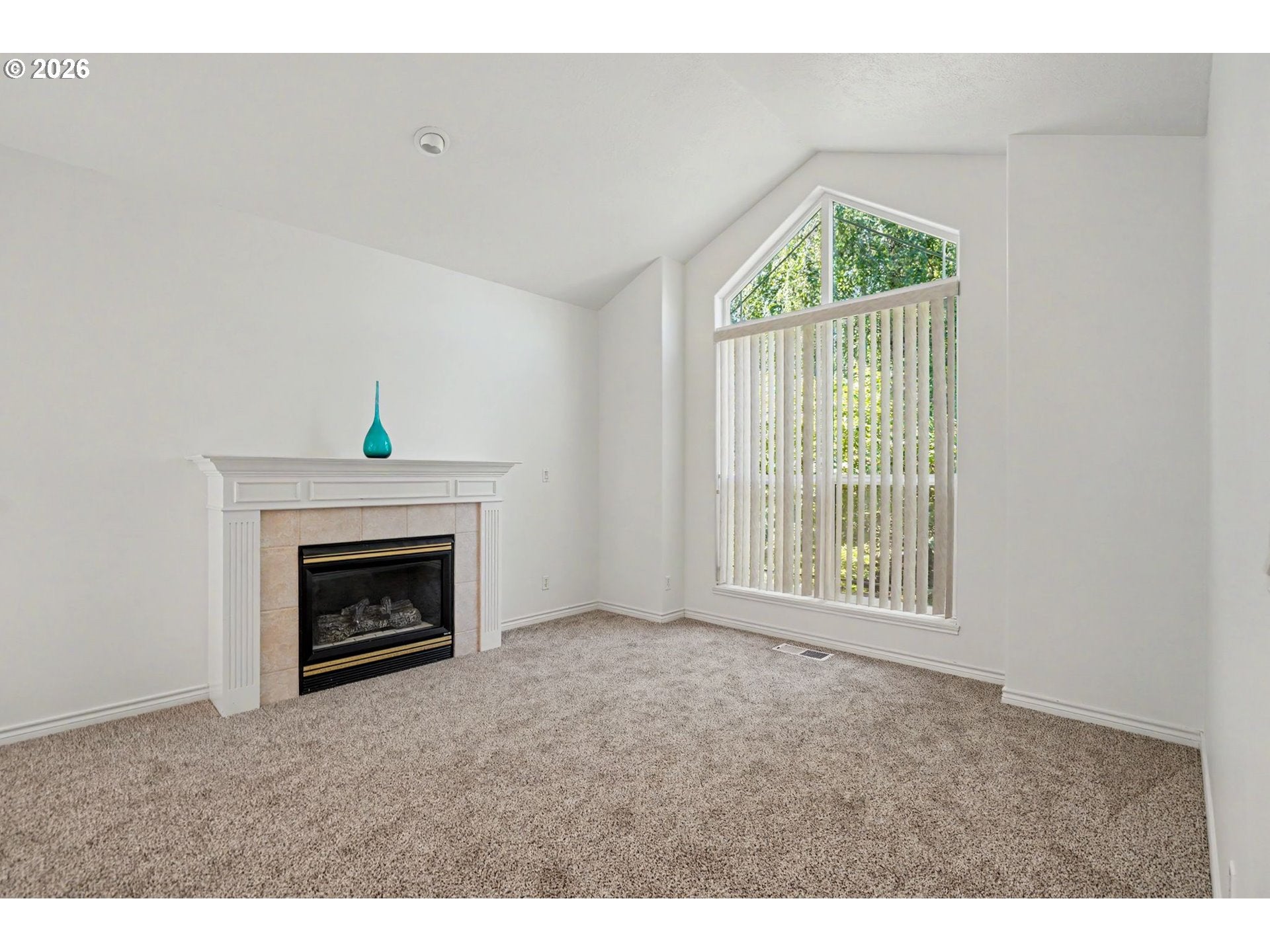 432 LAKEFAIR CIR