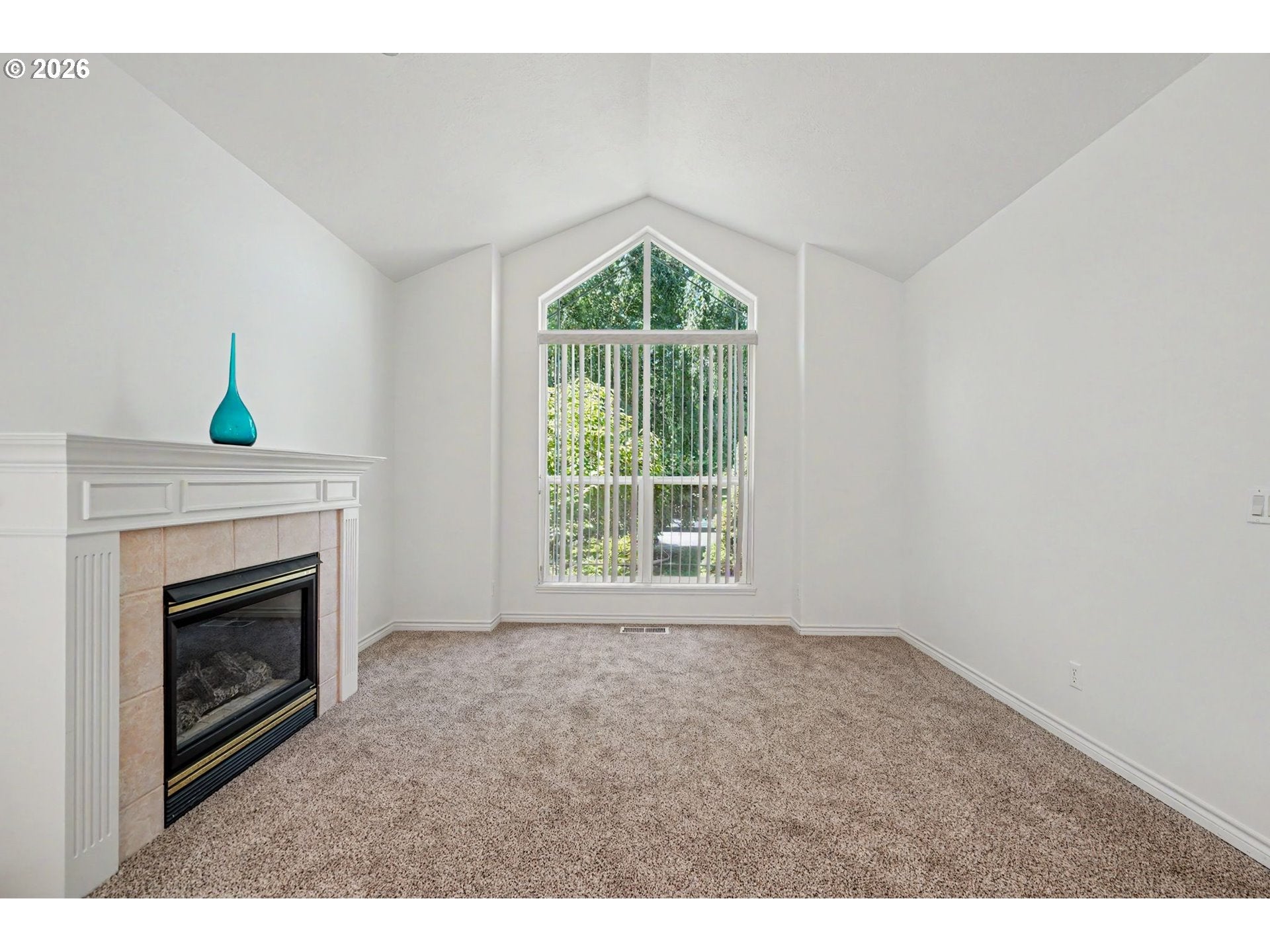 432 LAKEFAIR CIR