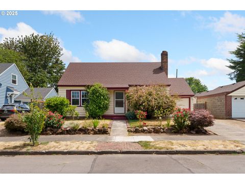7218 N FOSS AVE Portland OR 97203