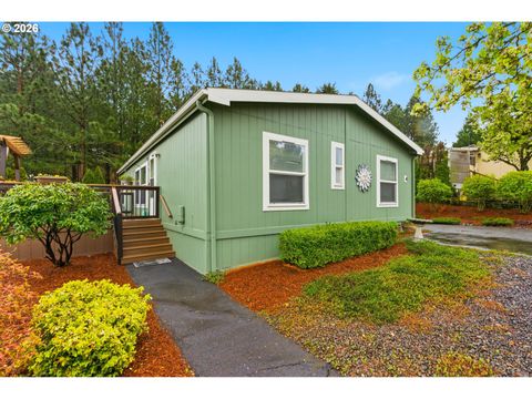 10400 SE COOK CT 4 Milwaukie OR 97222