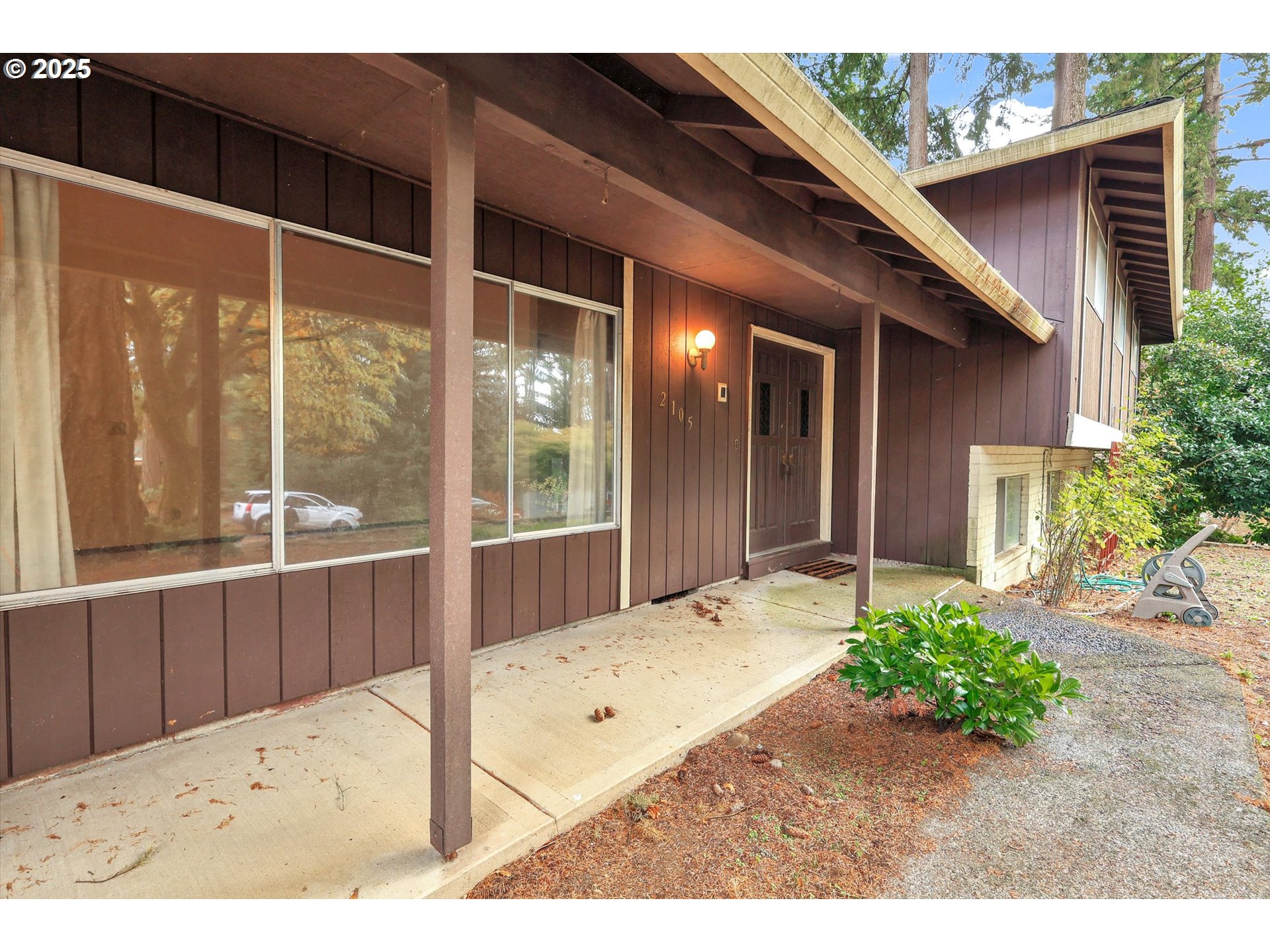 2105 SE 132ND CT