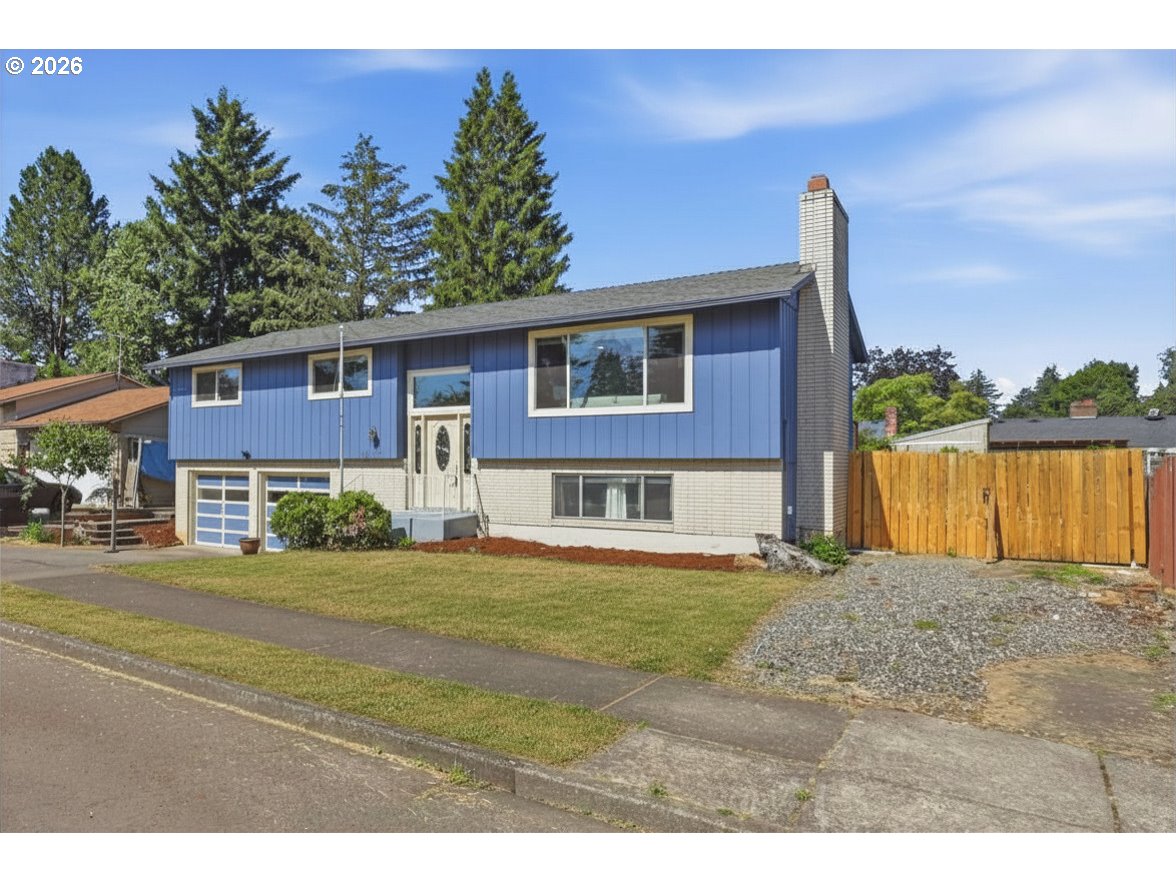 1215 NE 195TH AVE