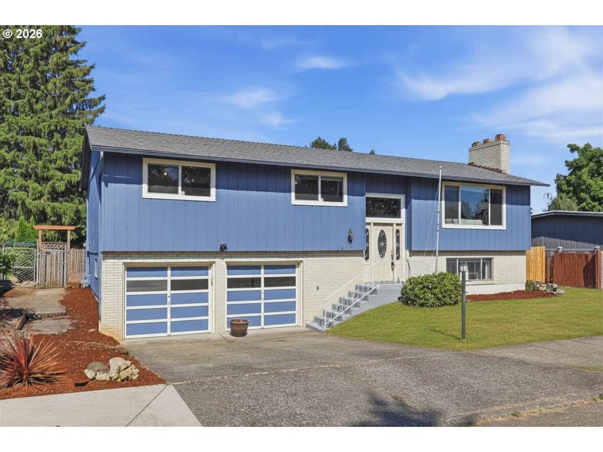 1215 NE 195TH AVE