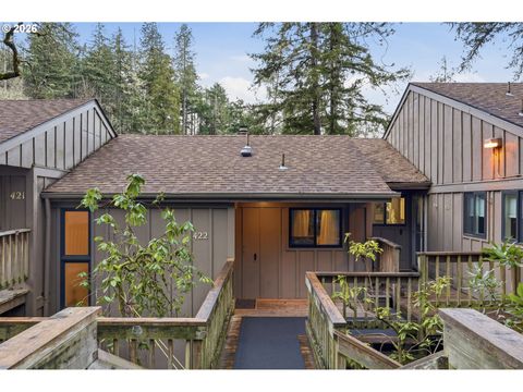 422 STONEWOOD DR Eugene OR 97405