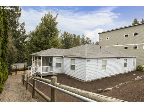 MLS: 402498832