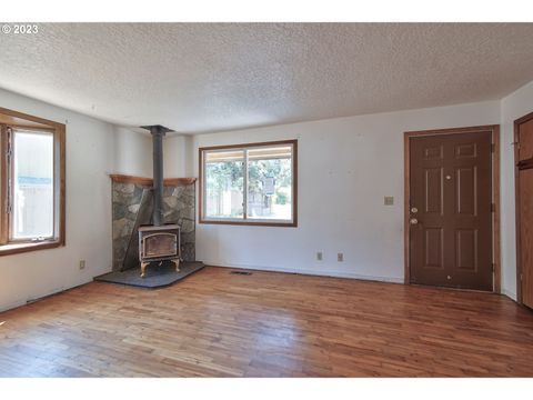A home in Milwaukie