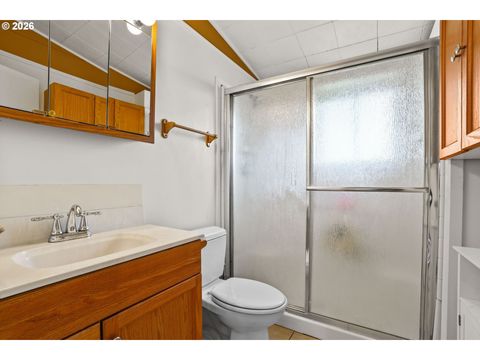 Tiny photo for 82481 Greenwood St, Creswell, OR 97426 (MLS # 624640203)