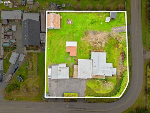 Tiny photo for 82481 Greenwood St, Creswell, OR 97426 (MLS # 624640203)