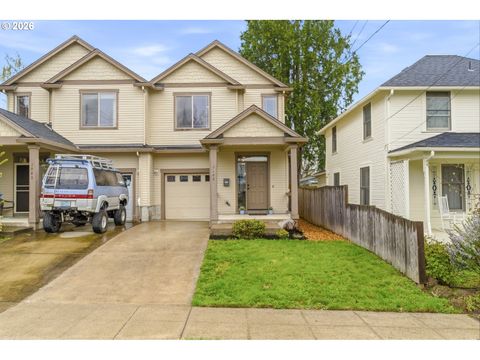 1749 SE MARION ST Portland OR 97202