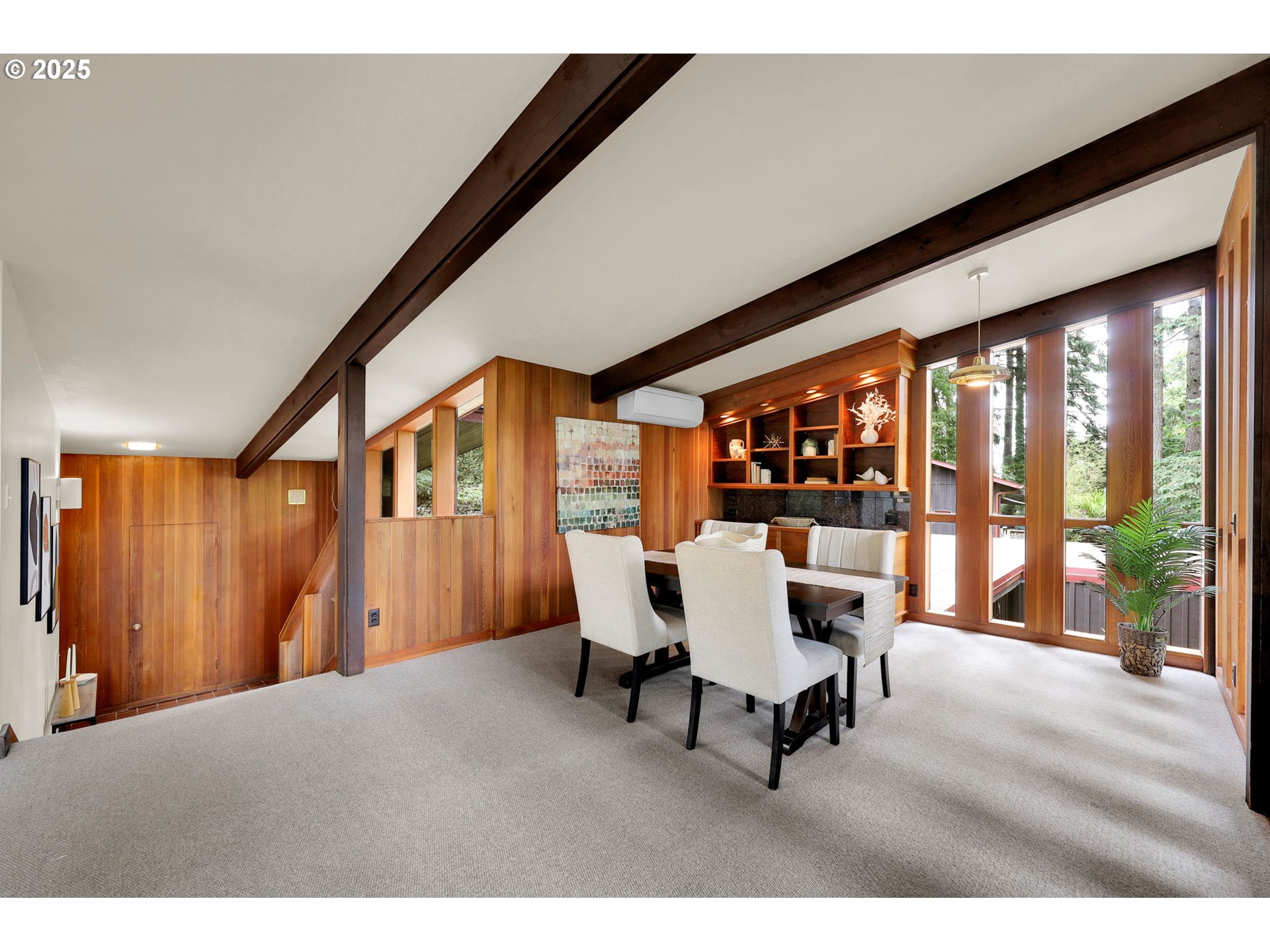 Eugene, Oregon 97405, United States, 4 Bedrooms Bedrooms, ,2 BathroomsBathrooms,Residential,Pending,152893